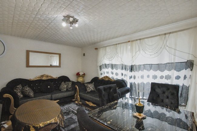68a Woodman Street, Canning Town, London, E16 2LS 1