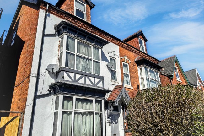 14 Stanmore Road, Edgbaston, Birmingham, B16 9TA 6