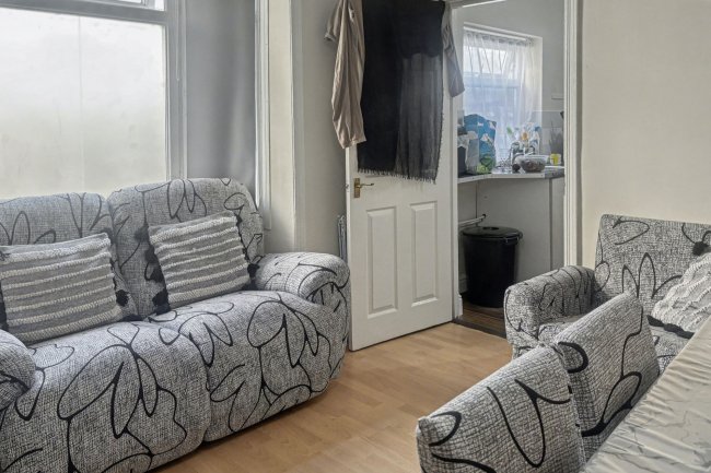 54 Gillott Road, Birmingham B16 0EZ 7