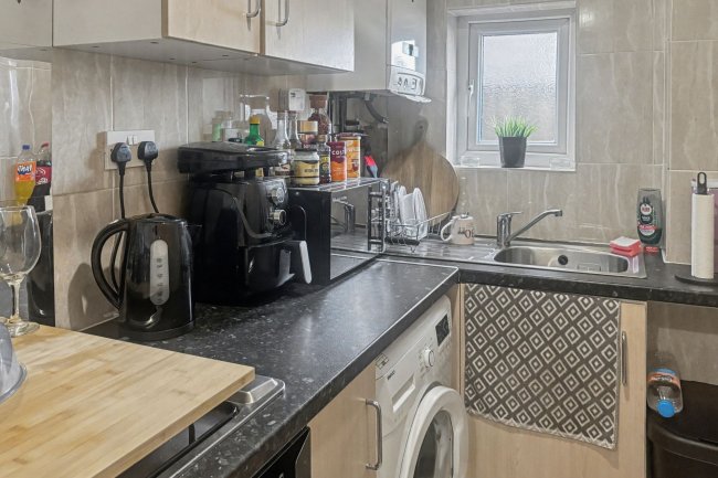 54 Gillott Road, Birmingham B16 0EZ 7