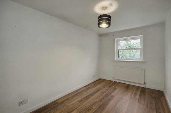 58C Bouverie Road, Hackney, London, Greater London, N16 0AJ 4