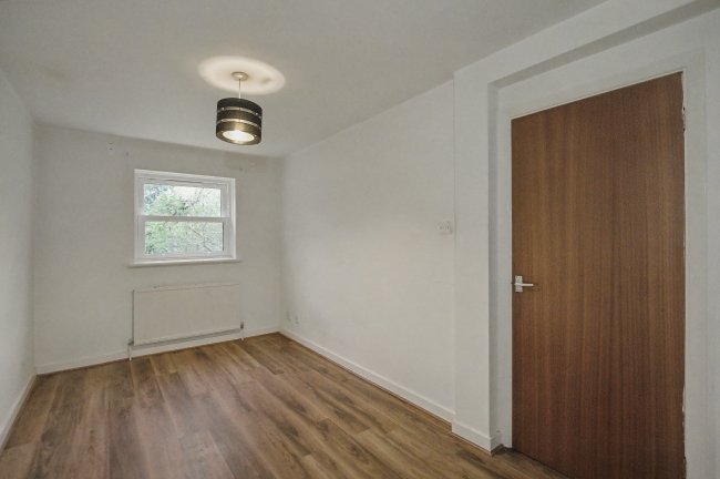 58C Bouverie Road, Hackney, London, Greater London, N16 0AJ 4