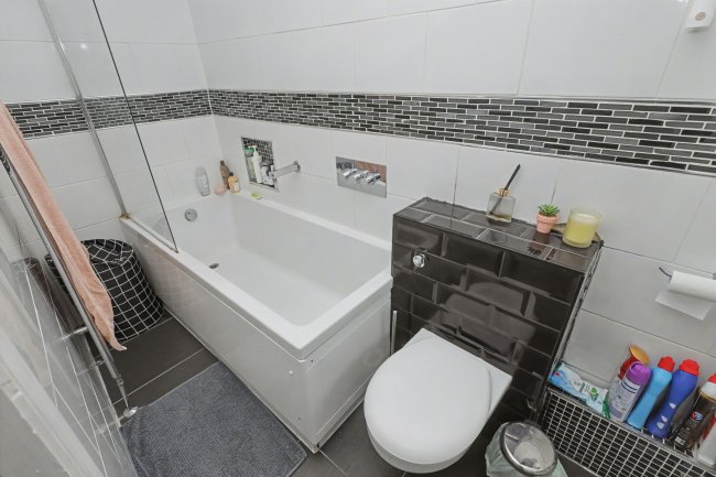 153B Dulwich Road, Herne Hill, London SE24 0NG 7