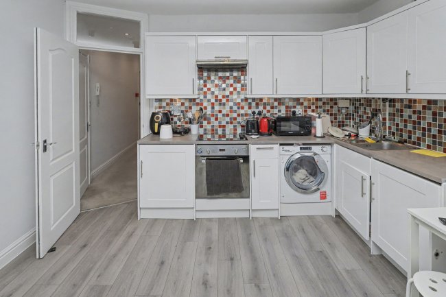 153B Dulwich Road, Herne Hill, London SE24 0NG 7