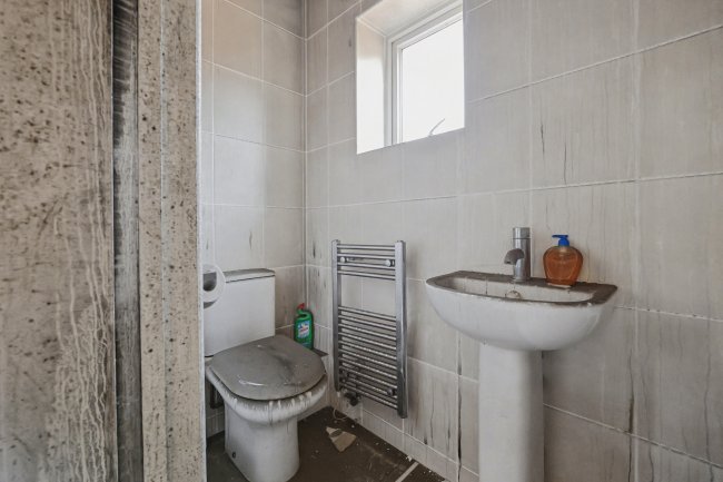 122 Richmond Road, Southampton, SO15 3FS 5