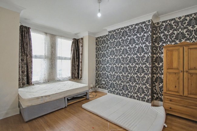 64 Chesterford Road, Manor Park, London, E12 6LB 3