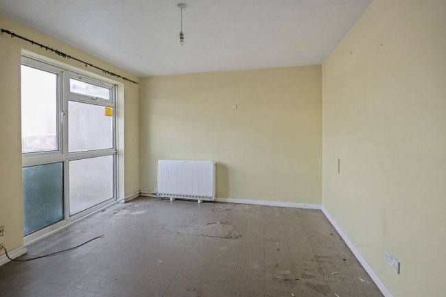 Flat 1 Gurdons, Chawton Park Road, Alton, GU34 1RF 5