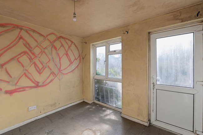 Flat 1 Gurdons, Chawton Park Road, Alton, GU34 1RF 5