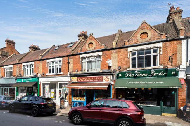 26a The Parade, Claygate, Surrey, KT10 0NU 10