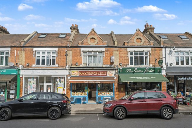 26a The Parade, Claygate, Surrey, KT10 0NU 10