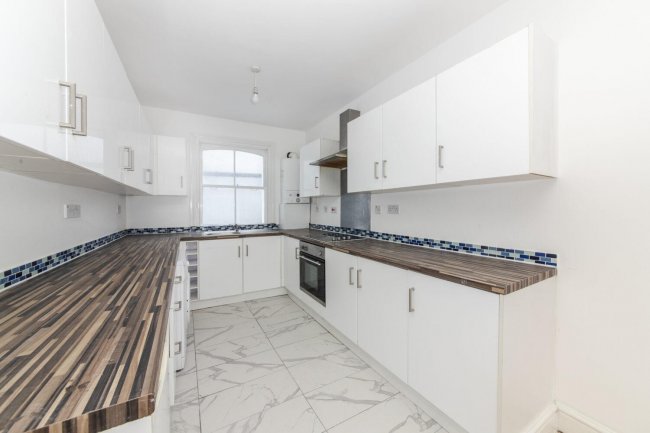 48 Norwood High Street, Norwood, London SE27 9NR 7