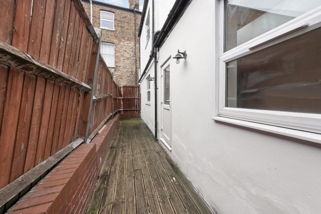 48 Norwood High Street, Norwood, London SE27 9NR 7