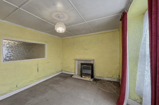 5 Fore Street, St. Dennis, St. Austell, PL26 8AF 10