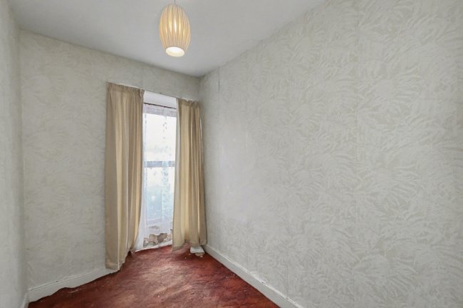 5 Fore Street, St. Dennis, St. Austell, PL26 8AF 10