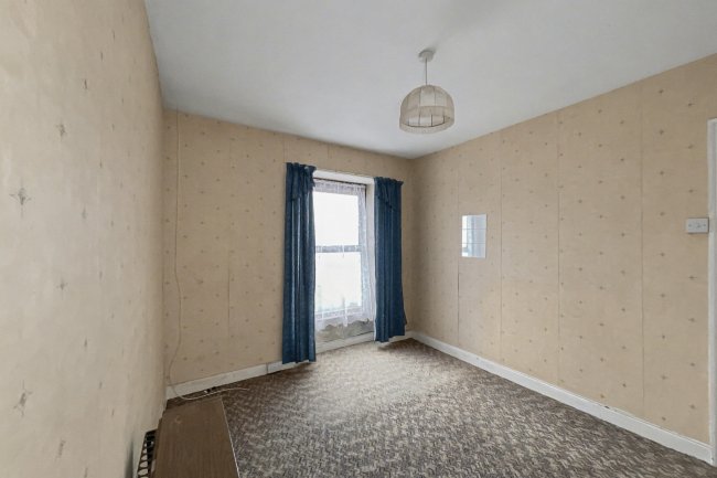 5 Fore Street, St. Dennis, St. Austell, PL26 8AF 10