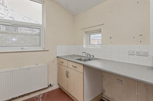 34 Eaves Street, Blackpool, Lancashire, FY1 2NH 9