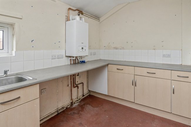 34 Eaves Street, Blackpool, Lancashire, FY1 2NH 9