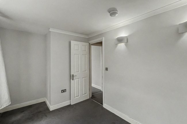 11a Oliver Avenue, South Norwood, London, SE25 6TY 4