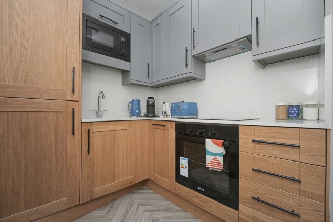 12 Connaught Close, Hyde Park Estate, London W2 2AD 10