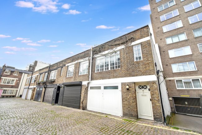 12 Connaught Close, Hyde Park Estate, London W2 2AD 10