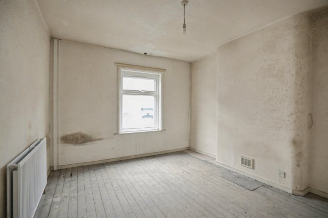 8 Bayswater Row , Leeds, West Yorkshire, LS8 5LH 5