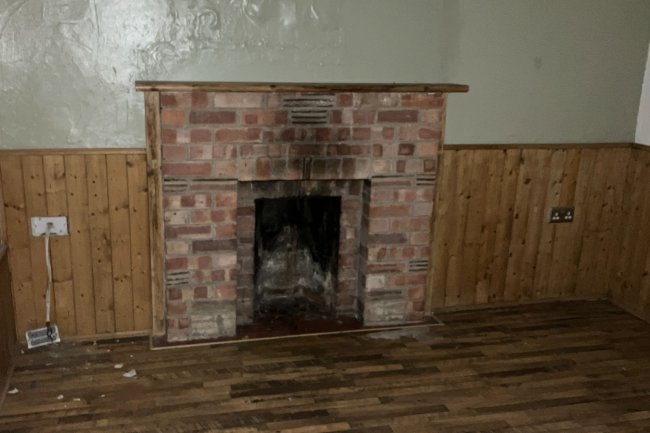 Blandford Cottage South, Vale Croft Woods, Shoe Lane, Farnborough, Hampshire, GU11 2HE 5