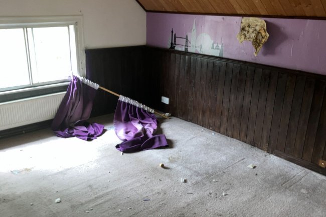 Blandford Cottage South, Vale Croft Woods, Shoe Lane, Farnborough, Hampshire, GU11 2HE 5