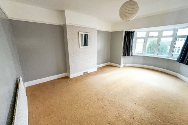 18 Kingshurst Drive, Paignton, Devon TQ3 2LT 3