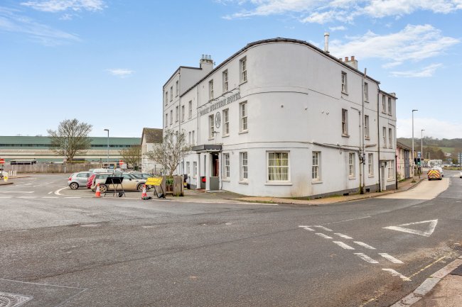 Great Western Hotel, St David's Station Approach, Exeter, EX4 4NU 4