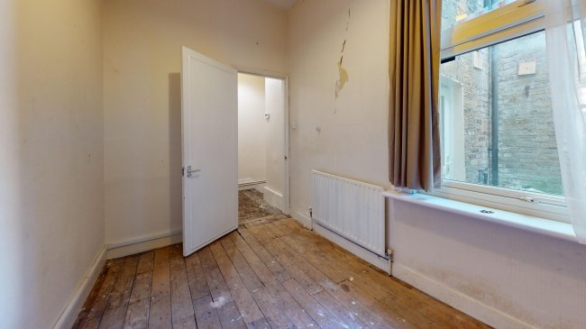 Flat A, 45 Parklands Road, Furzedown, London, SW16 6TB 2