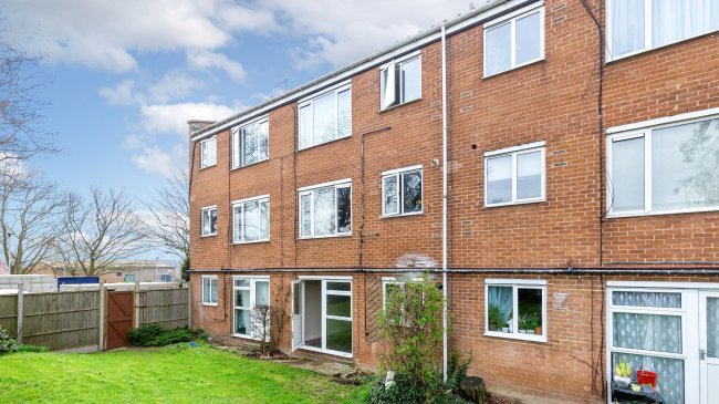 205 Peabody Hill, Tulse Hill, London, SE21 8LA 4