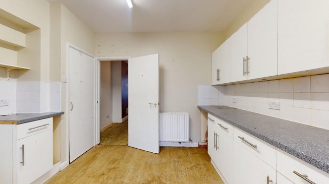 122 Wulfstan Street, East Acton, London, W12 0AH 9