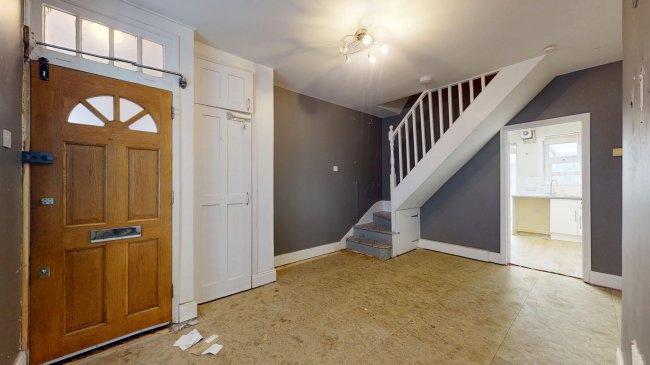 122 Wulfstan Street, East Acton, London, W12 0AH 9