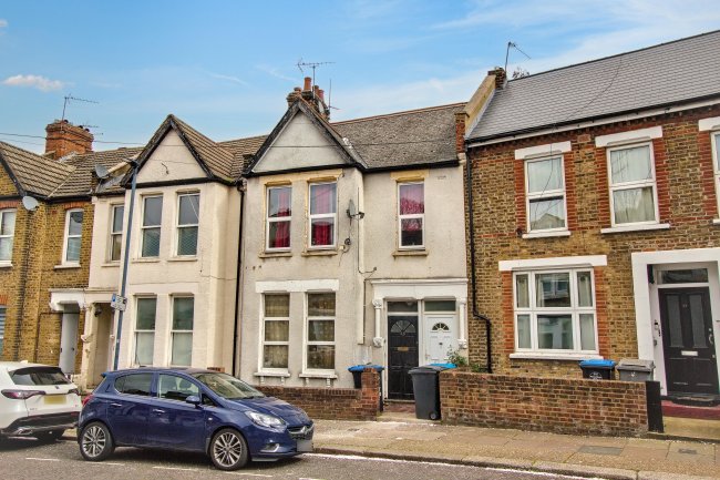 46a Charlton Road, Harlesden, London, NW10 4BD 7