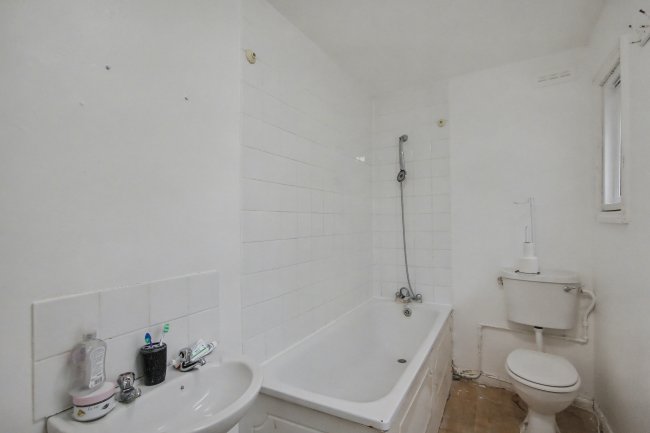 46a Charlton Road, Harlesden, London, NW10 4BD 7