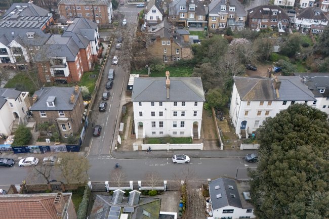 31 - 35 Lower Teddington Road, Kingston upon Thames, London KT1 4HQ 1