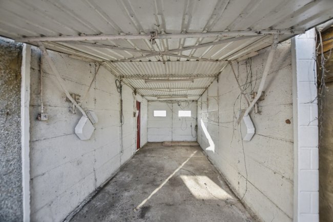 6 Yorkland Avenue, Welling, Kent, DA16 2LF 3