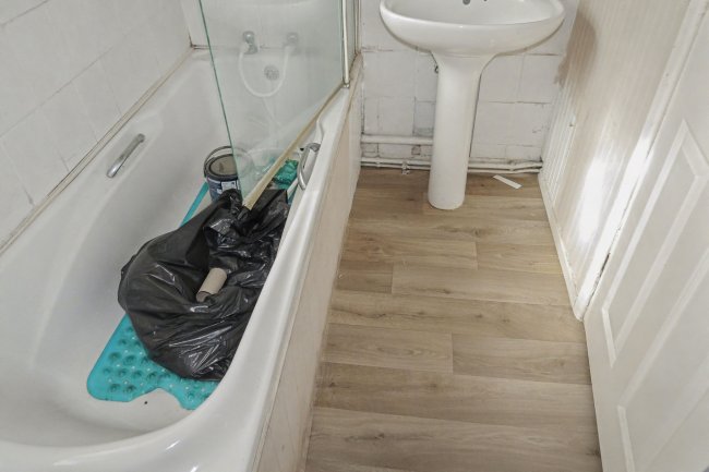 78 Nookfield, Moss Side, Leyland, Lancashire, PR26 7YD 2