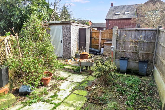 78 Nookfield, Moss Side, Leyland, Lancashire, PR26 7YD 2