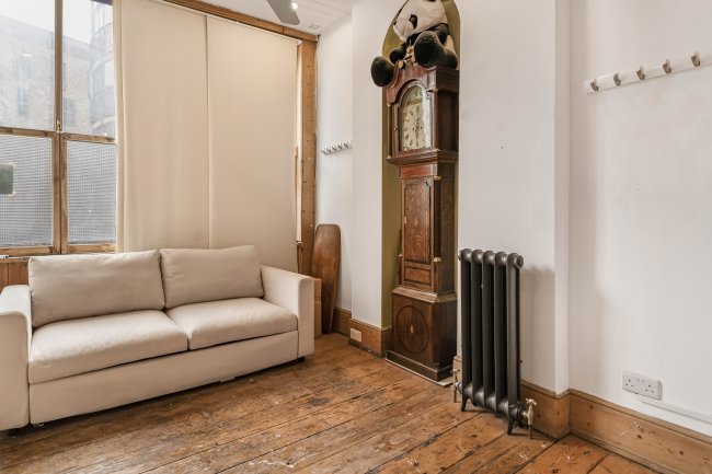 103 Redchurch Street, London E2 7DL 7