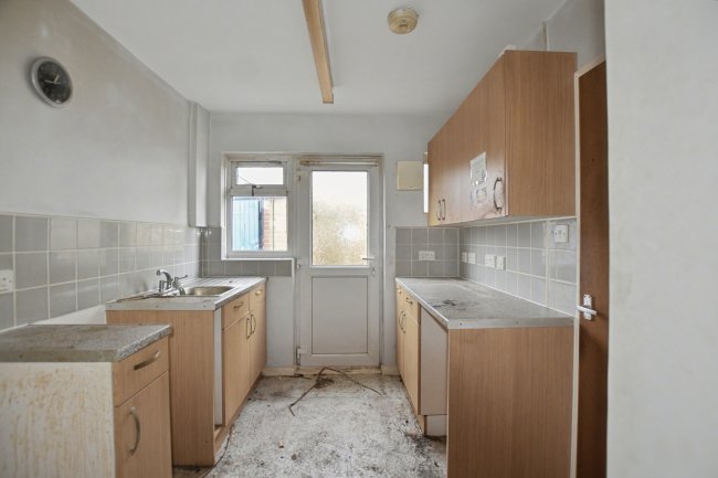 27 Maddocks Close, Sidcup, DA14 5JH 6