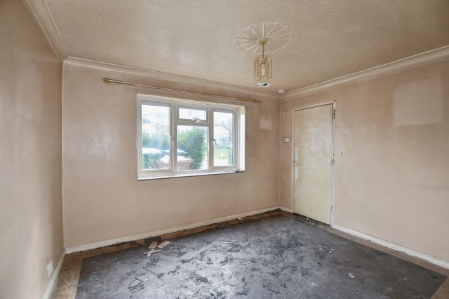 27 Maddocks Close, Sidcup, DA14 5JH 6