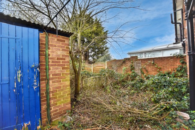 27 Maddocks Close, Sidcup, DA14 5JH 6