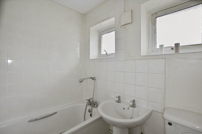 27 Maddocks Close, Sidcup, DA14 5JH 6