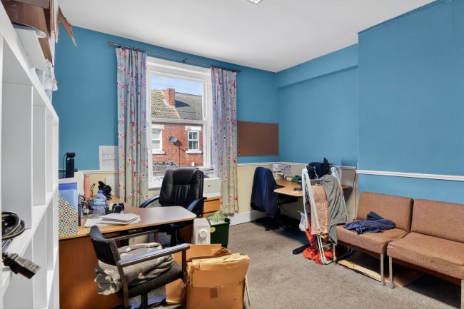 60 Northgate, Pontefract, WF8 1QX 10