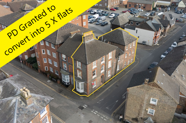 Albion Chambers & 16 Matthew Street , Dunstable LU6 1SD 9