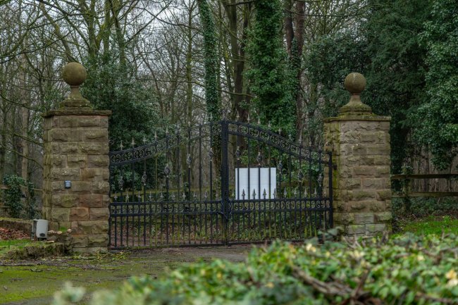 The Wood House, Broomhouse Lane, Edlington, Doncaster, South Yorkshire, DN12 1EP 3