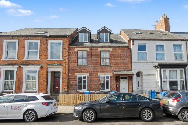 Flats A, B and C, 169 Coltman Street, Hull, East Riding of Yorkshire, HU3 2SQ 2
