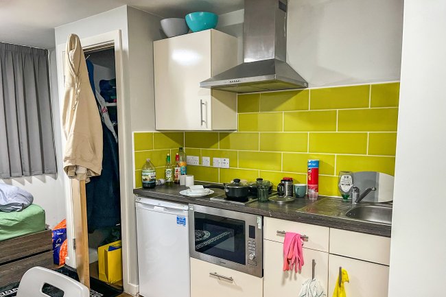 303 Maid Marian House, Maid Marian House, 51 Hounds Gate, Nottingham NG1 6BB 6