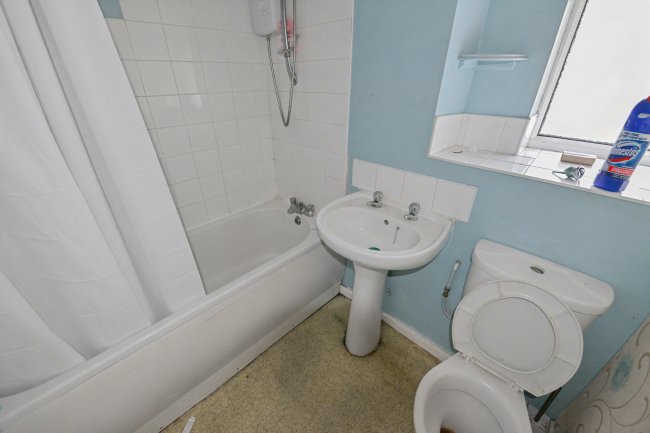 94 Kingshurst Way, Kingshurst, Birmingham, B37 6JQ 9